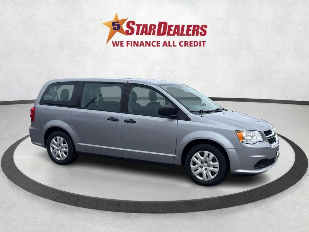 2018 Dodge Grand Caravan 7 PASS CLEAN CERTIFIED WE FINANCE ALL CREDIT! Photo