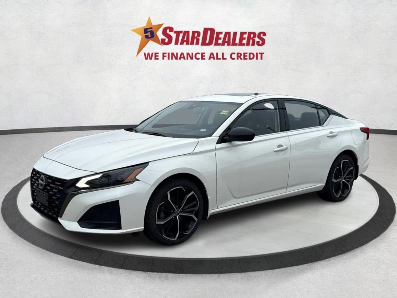 2023 Nissan Altima AWD HEATED & POWER SEATS WE FINANCE ALL CREDIT! Photo