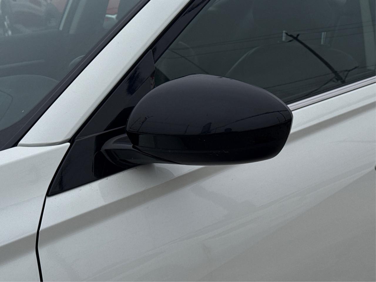 2023 Nissan Altima AWD HEATED & POWER SEATS WE FINANCE ALL CREDIT! Photo