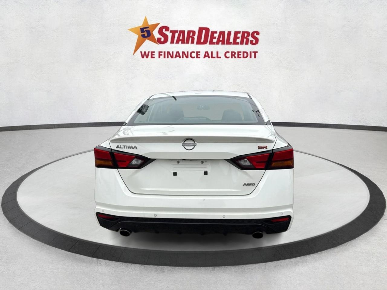 2023 Nissan Altima AWD HEATED & POWER SEATS WE FINANCE ALL CREDIT! Photo