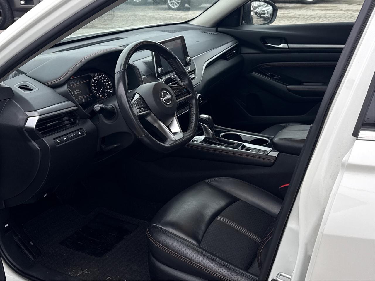 2023 Nissan Altima AWD HEATED & POWER SEATS WE FINANCE ALL CREDIT! Photo