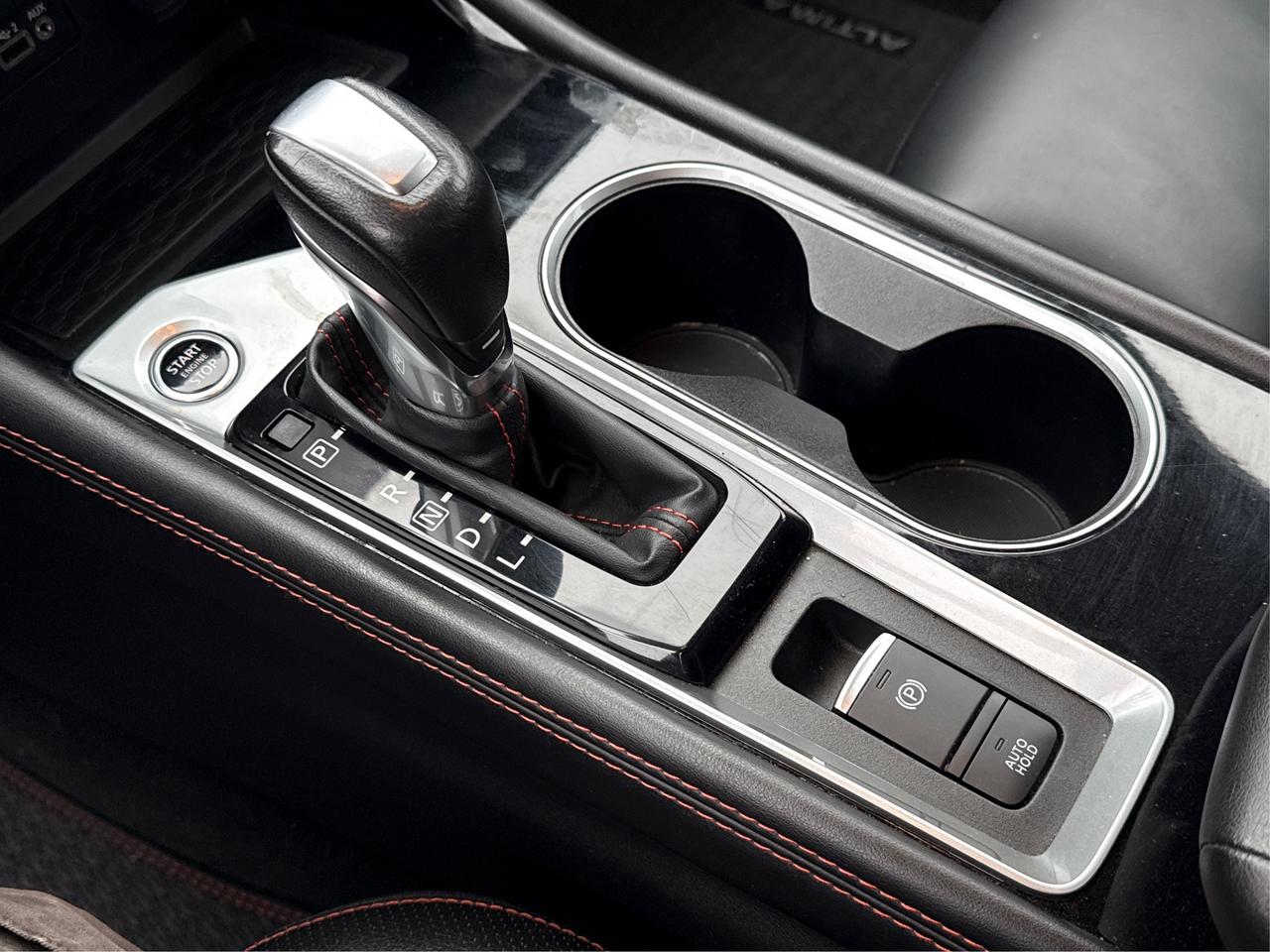 2023 Nissan Altima AWD HEATED & POWER SEATS WE FINANCE ALL CREDIT! Photo