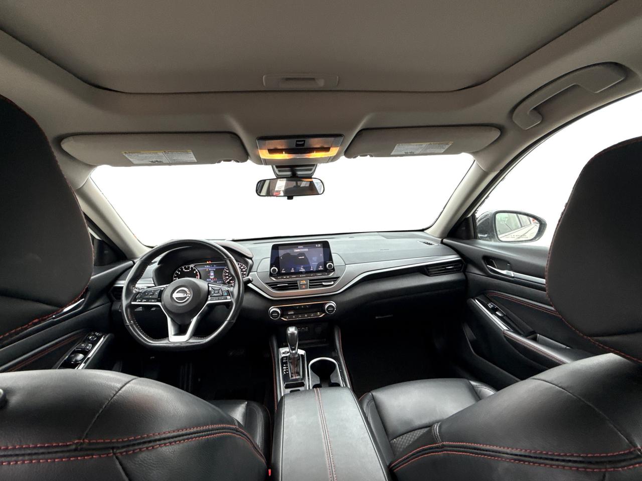 2023 Nissan Altima AWD HEATED & POWER SEATS WE FINANCE ALL CREDIT! Photo