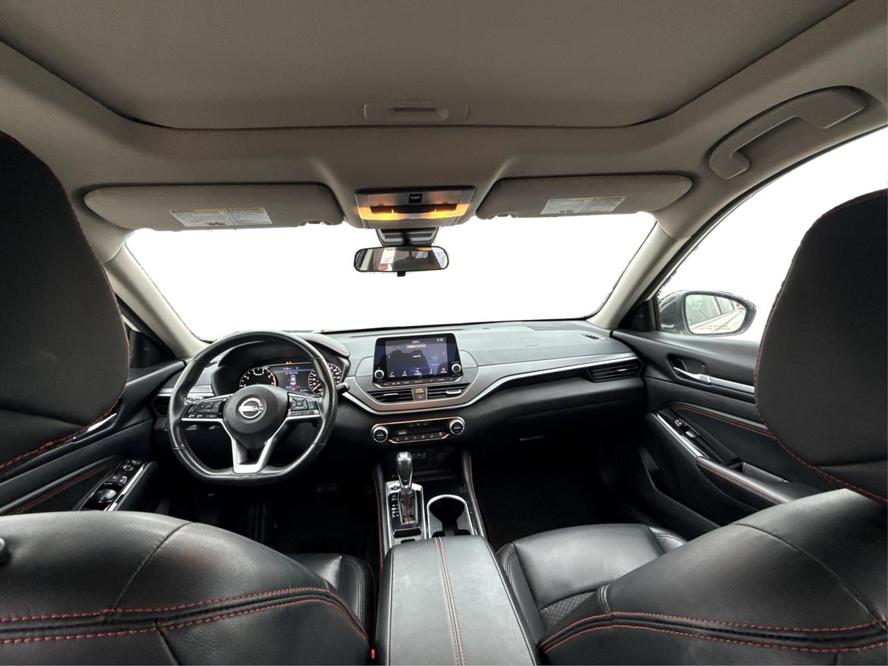 2023 Nissan Altima AWD HEATED & POWER SEATS WE FINANCE ALL CREDIT! Photo