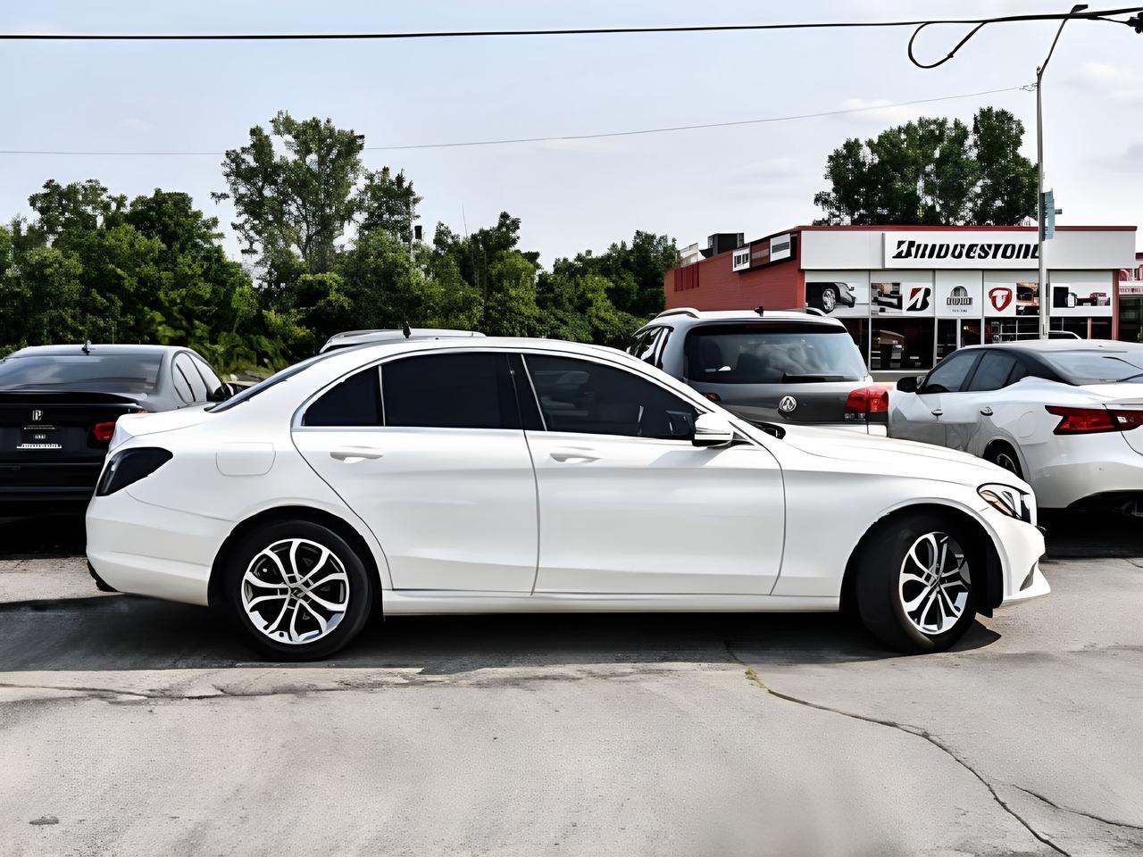 2017 Mercedes-Benz C-Class NAV LEATHER PANO EVERY OPTION WE FINANCE ALL CRDT Photo4