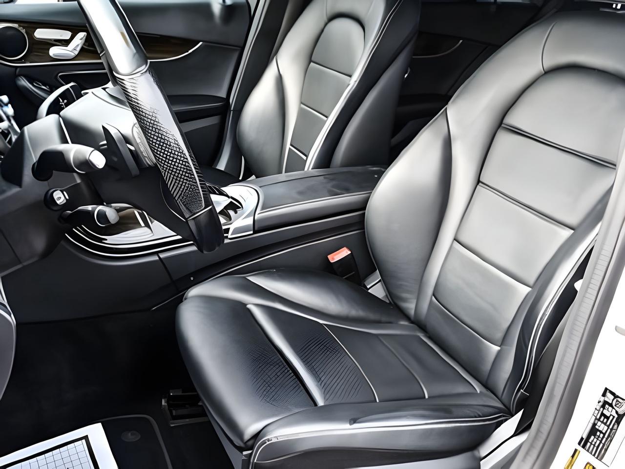 2017 Mercedes-Benz C-Class NAV LEATHER PANO EVERY OPTION WE FINANCE ALL CRDT Photo