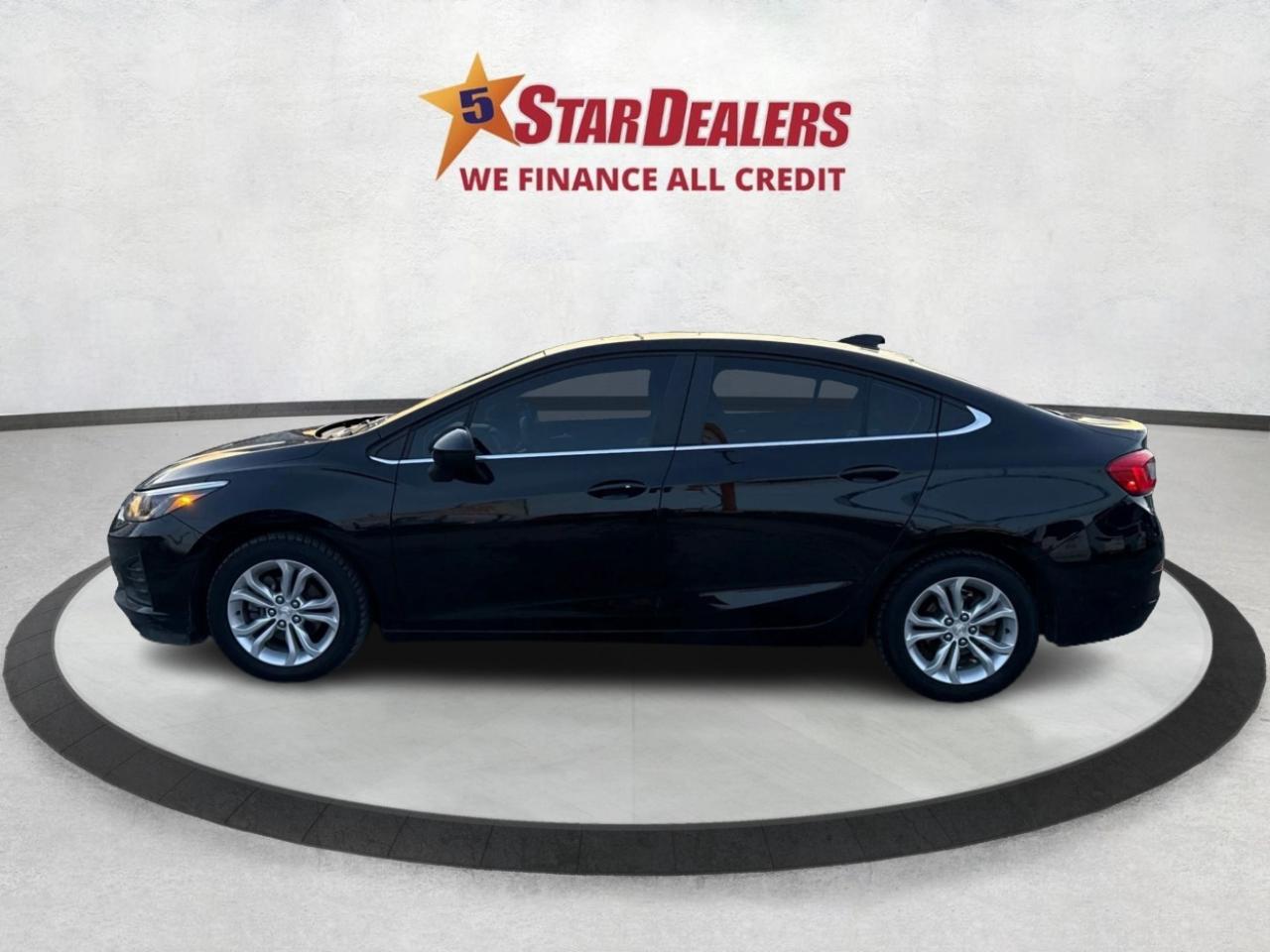 2019 Chevrolet Cruze CLEAN! HEATED SEATS!  WE FINANCE ALL CREDIT! Photo