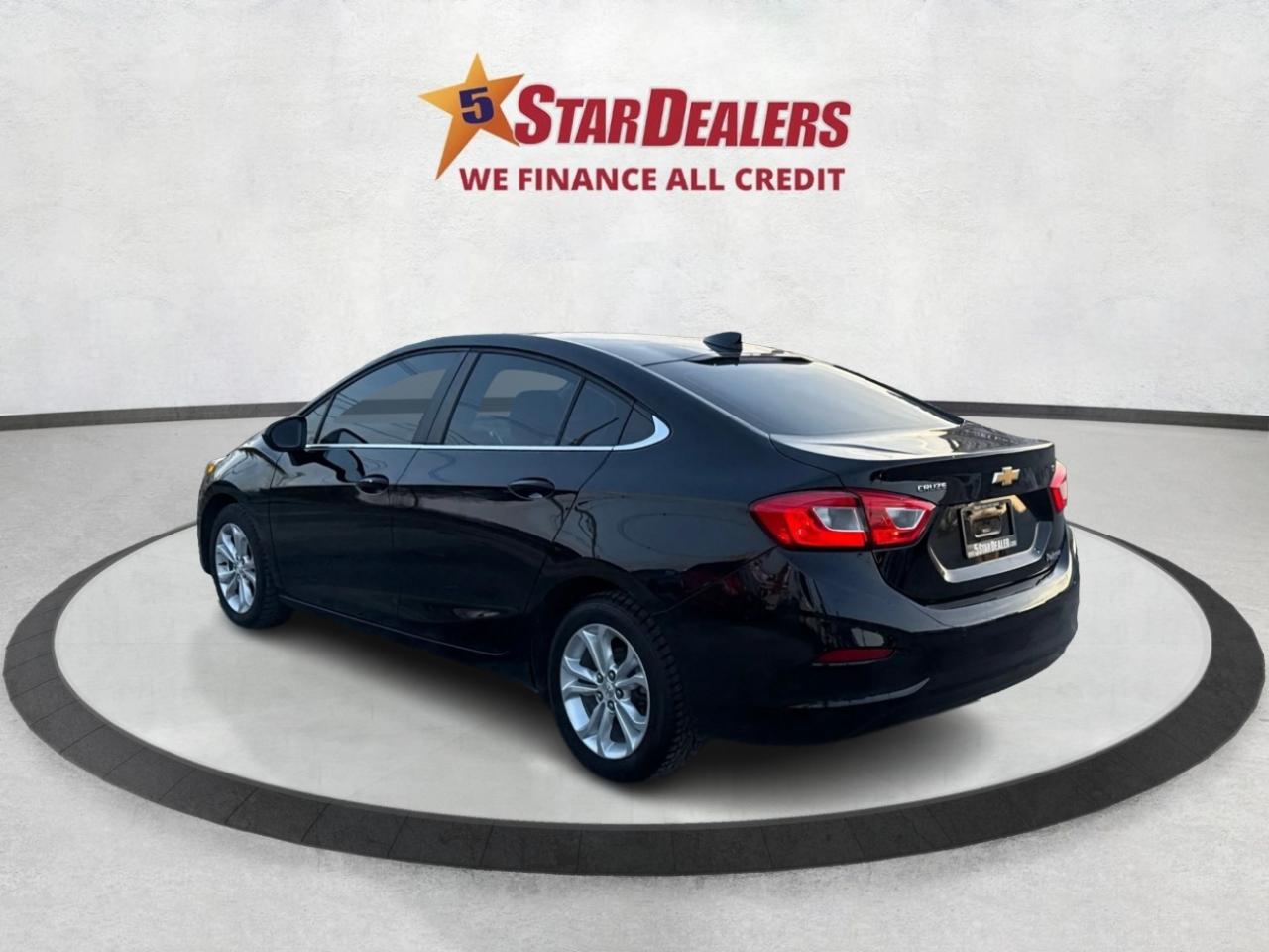 2019 Chevrolet Cruze CLEAN! HEATED SEATS!  WE FINANCE ALL CREDIT! Photo