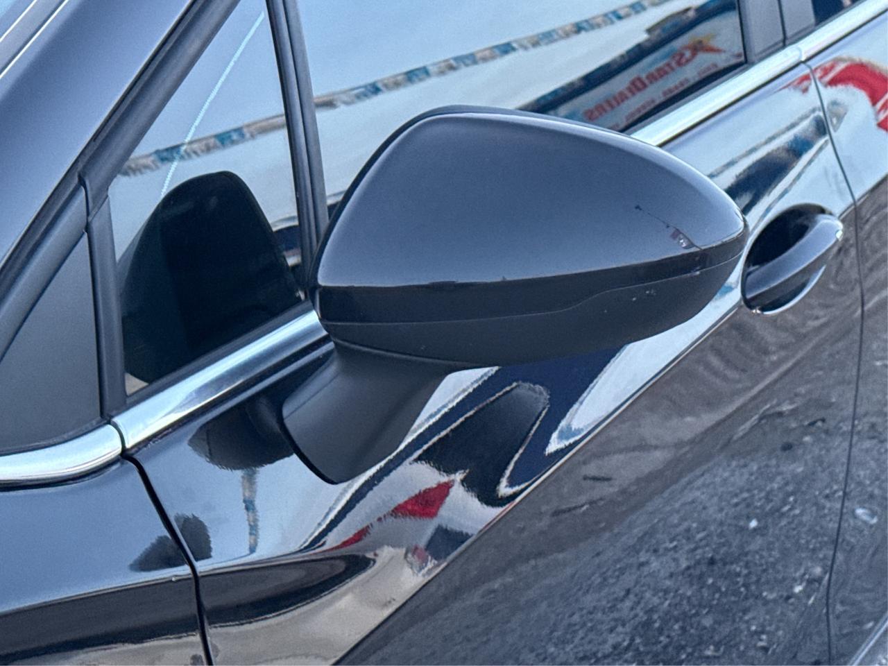 2019 Chevrolet Cruze CLEAN! HEATED SEATS!  WE FINANCE ALL CREDIT! Photo