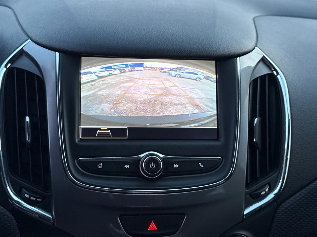 2019 Chevrolet Cruze CLEAN! HEATED SEATS!  WE FINANCE ALL CREDIT! Photo