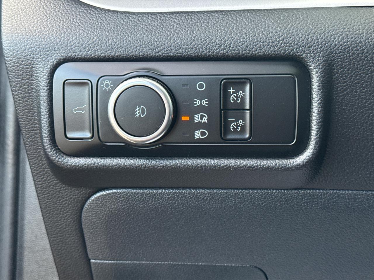 2023 Ford Edge LEATHER SUNROOF HEATD SEATS WE FINANCE ALL CREDIT! Photo