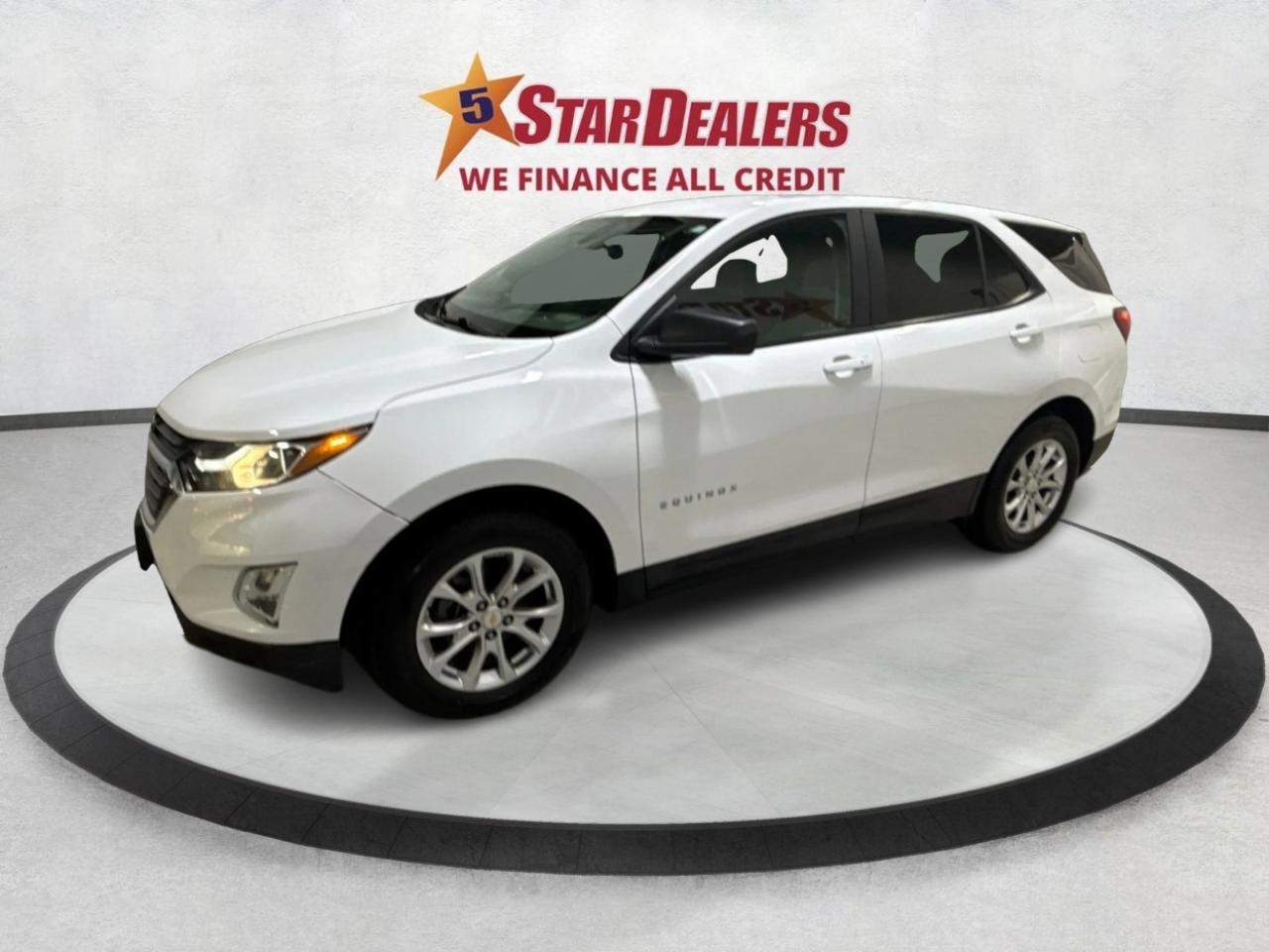 2020 Chevrolet Equinox LS MINT CONDITION POWER SEATS WE FINANCE ALL CREDT Photo3