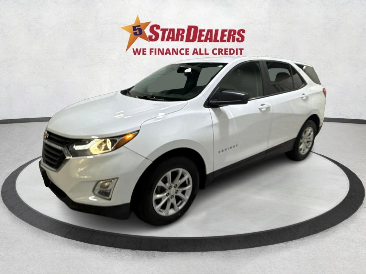 2020 Chevrolet Equinox LS MINT CONDITION POWER SEATS WE FINANCE ALL CREDT Photo2