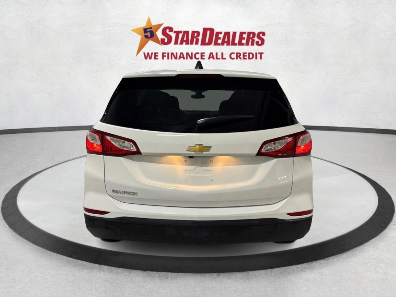 2020 Chevrolet Equinox LS MINT CONDITION POWER SEATS WE FINANCE ALL CREDT Photo