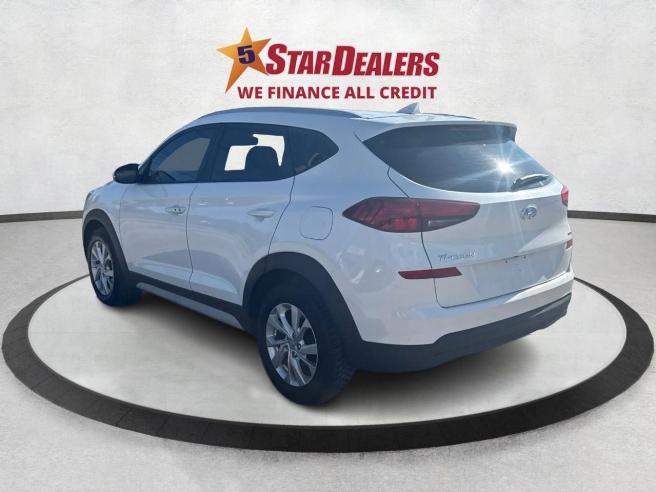 2020 Hyundai Tucson AWD HEATED SEATS MUST SEE WE FINANCE ALL CREDIT Photo4