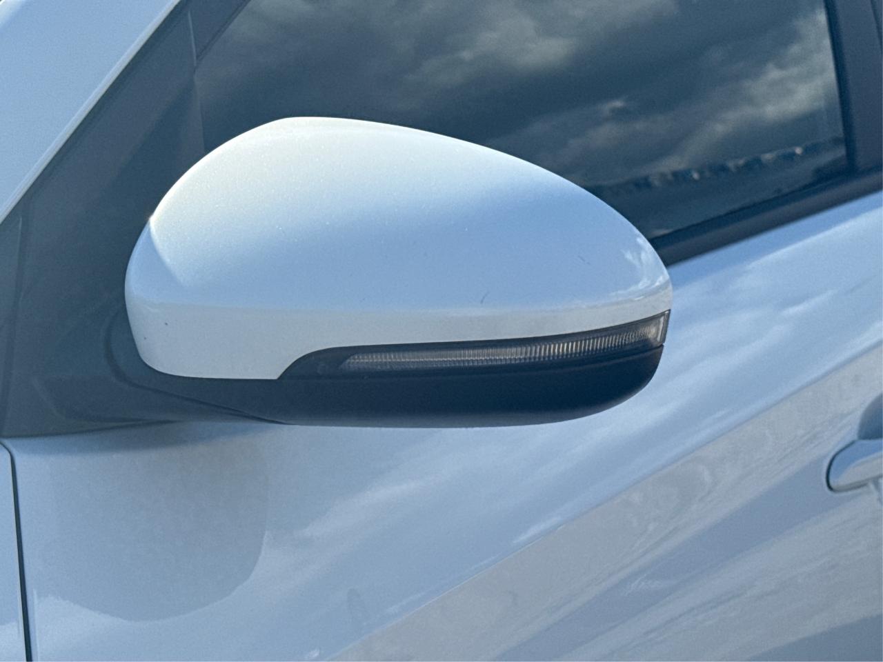 2020 Hyundai Tucson AWD HEATED SEATS MUST SEE WE FINANCE ALL CREDIT Photo