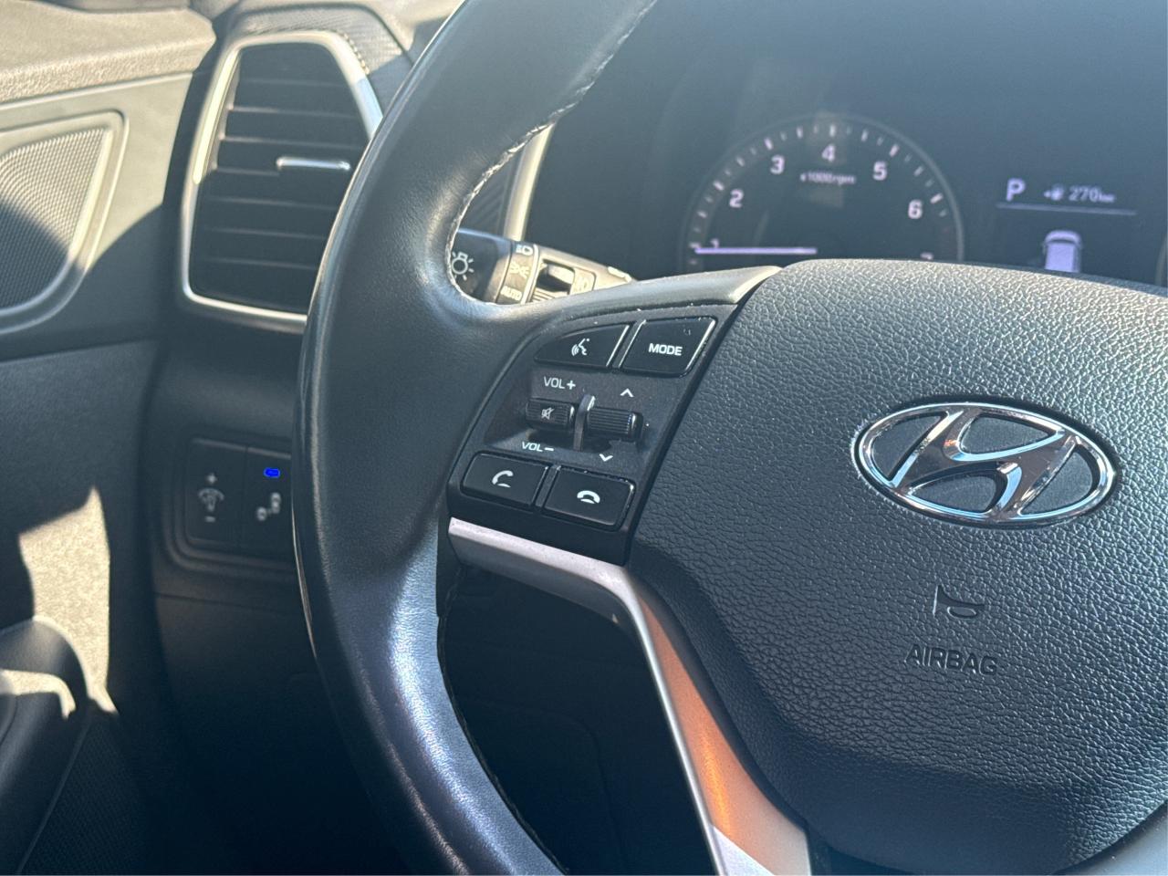 2020 Hyundai Tucson AWD HEATED SEATS MUST SEE WE FINANCE ALL CREDIT Photo