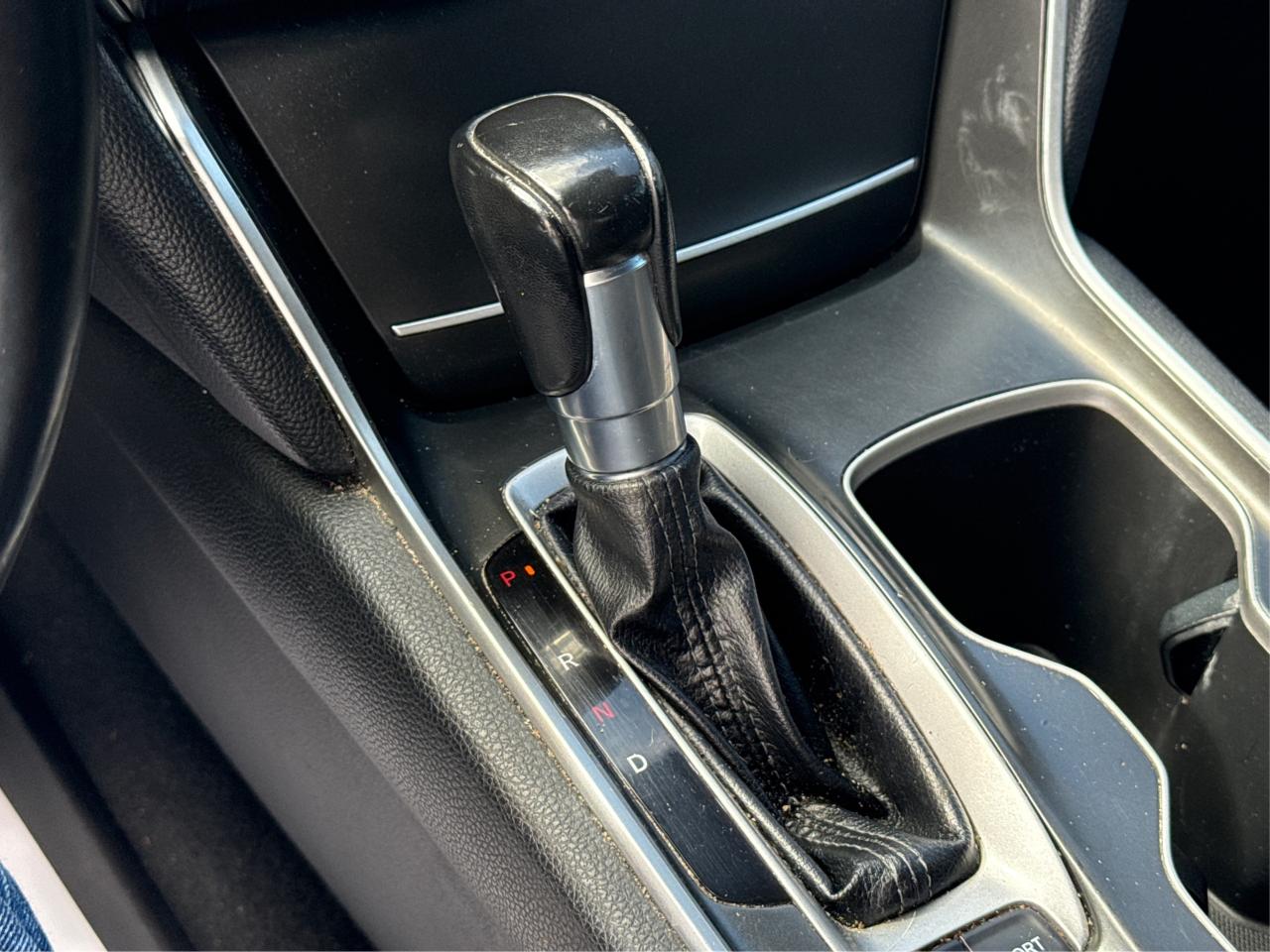 2018 Honda Accord Sedan LEATHER SUNROOF HEATED SEATS WE FINANCE ALL CREDIT Photo