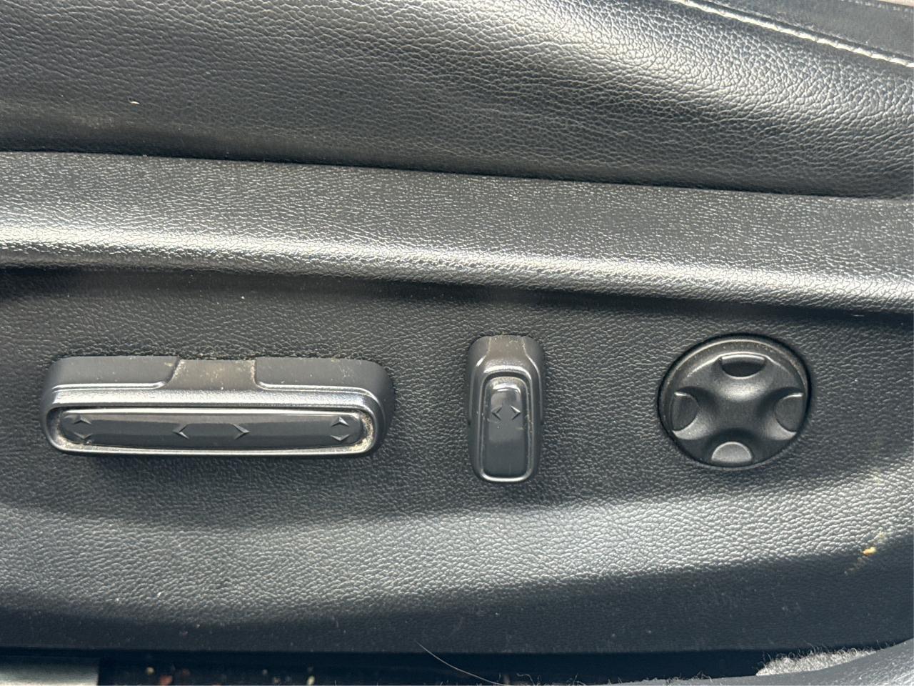 2018 Honda Accord Sedan LEATHER SUNROOF HEATED SEATS WE FINANCE ALL CREDIT Photo