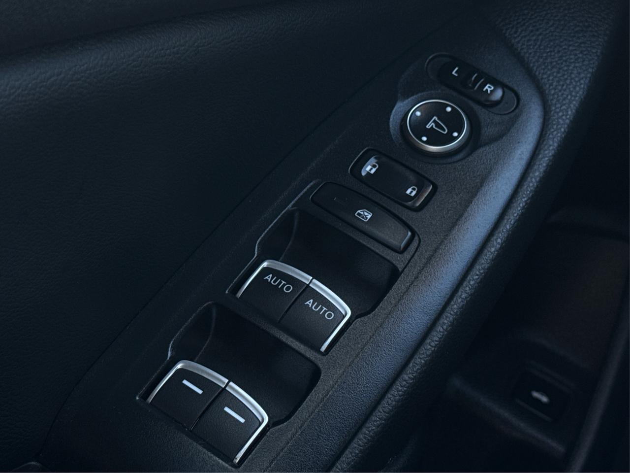 2018 Honda Accord Sedan CERTIFIED LEATHER SUNROOF WE FINANCE ALL CREDIT Photo