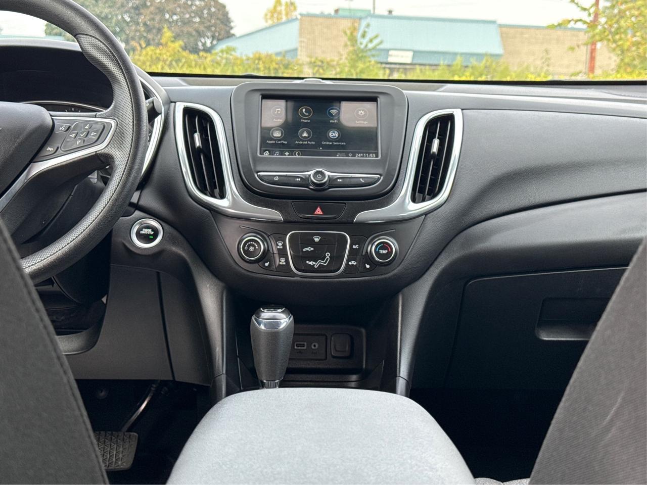 2019 Chevrolet Equinox NAV HEATED SEATS REAR CAM WE FINANCE ALL CREDIT! Photo