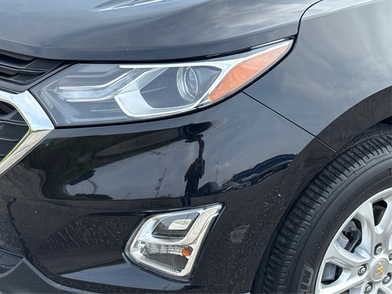 2019 Chevrolet Equinox NAV HEATED SEATS REAR CAM WE FINANCE ALL CREDIT! Photo