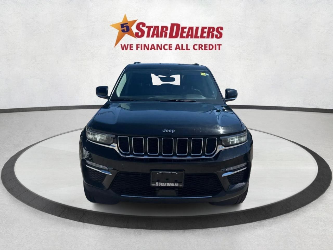 2023 Jeep Grand Cherokee NAV LEATHER HEATED SEATS! WE FINANCE ALL CREDIT! Photo