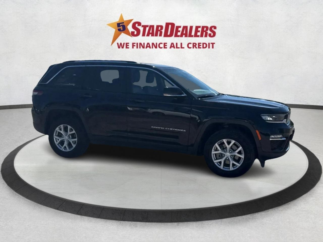 2023 Jeep Grand Cherokee NAV LEATHER HEATED SEATS! WE FINANCE ALL CREDIT! Photo