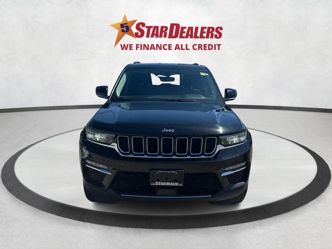 2023 Jeep Grand Cherokee NAV LEATHER HEATED SEATS! WE FINANCE ALL CREDIT! Photo