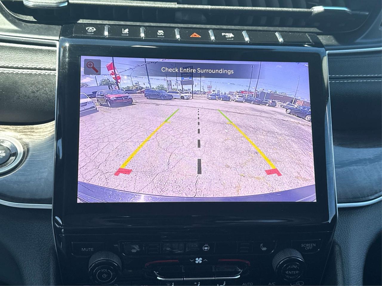2023 Jeep Grand Cherokee NAV LEATHER HEATED SEATS! WE FINANCE ALL CREDIT! Photo
