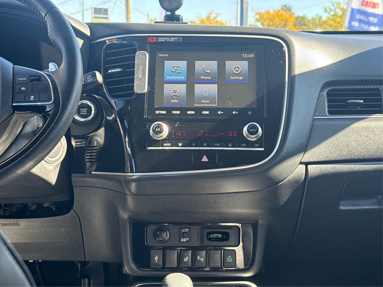 2020 Mitsubishi Outlander AWD CRUISE SUNROOF WE FINANCE ALL CREDIT! Photo