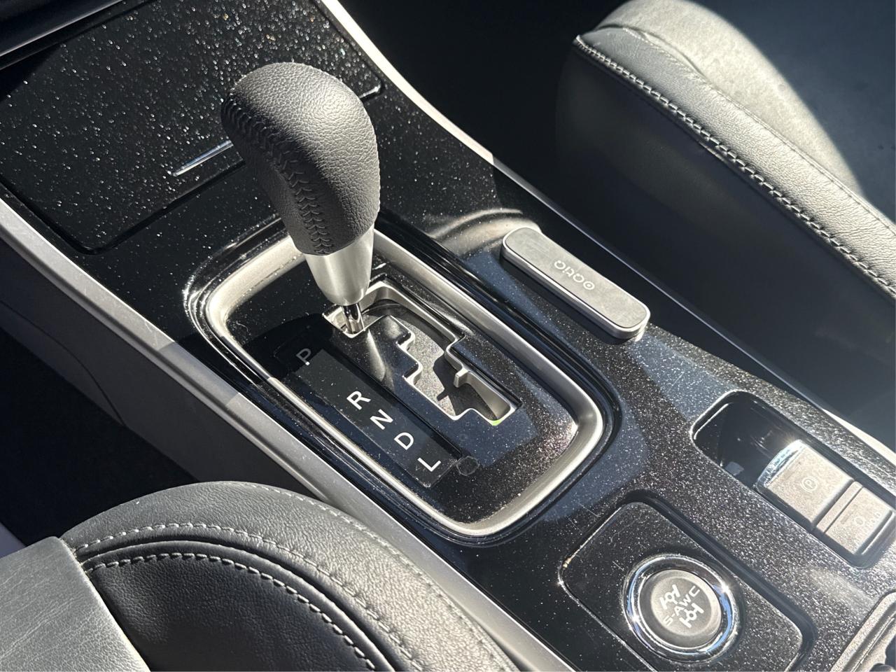 2020 Mitsubishi Outlander AWD CRUISE SUNROOF WE FINANCE ALL CREDIT! Photo