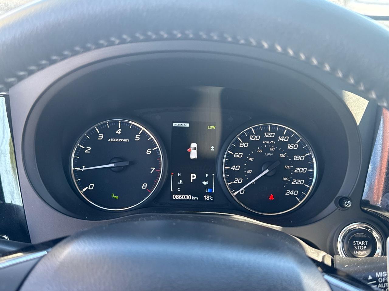 2020 Mitsubishi Outlander AWD CRUISE SUNROOF WE FINANCE ALL CREDIT! Photo