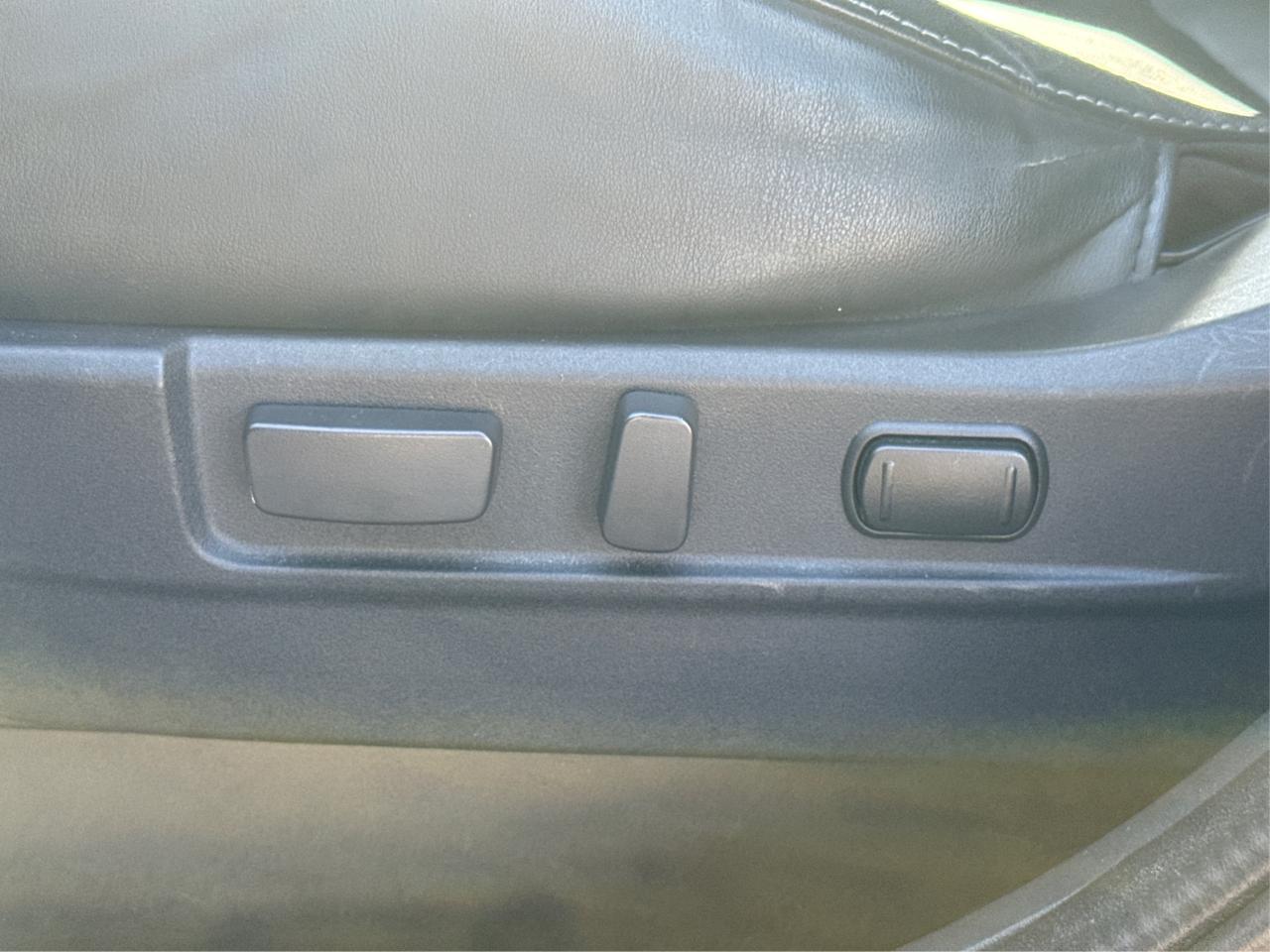 2020 Mitsubishi Outlander AWD CRUISE SUNROOF WE FINANCE ALL CREDIT! Photo