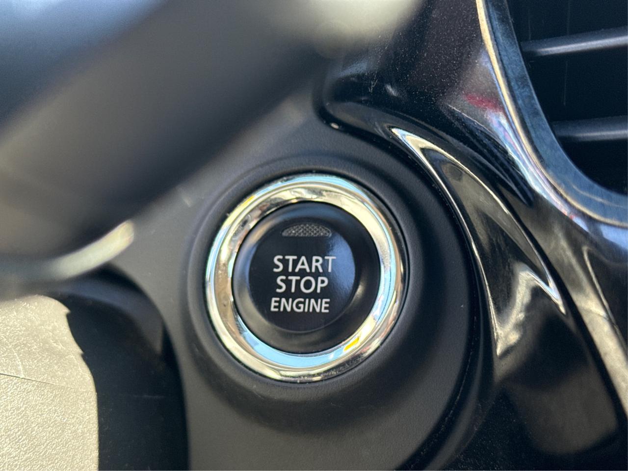 2020 Mitsubishi Outlander AWD CRUISE SUNROOF WE FINANCE ALL CREDIT! Photo