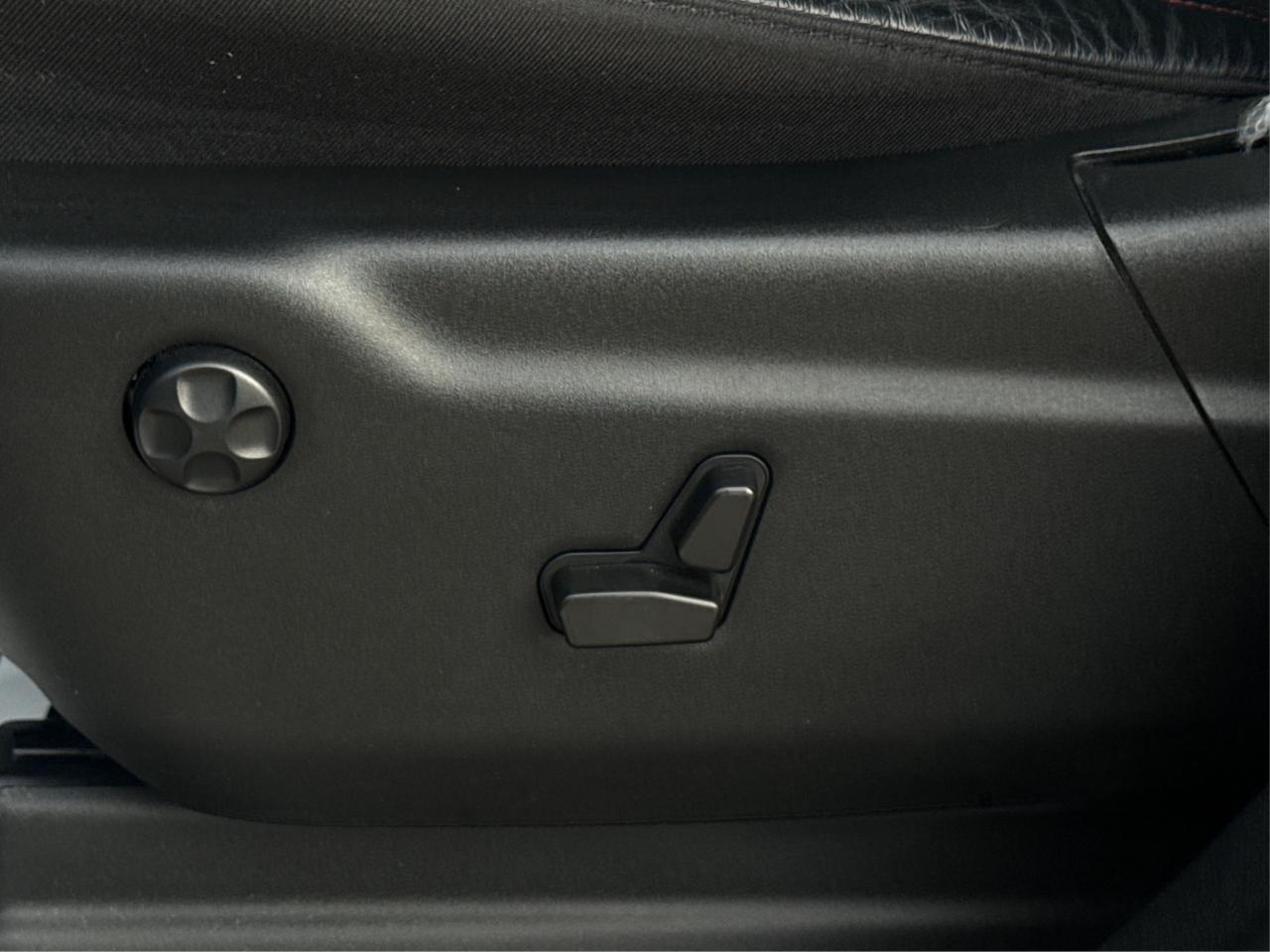 2022 Dodge Durango 6 PASS NAV LEATHER SUNROOF WE FINANCE ALL CREDIT! Photo