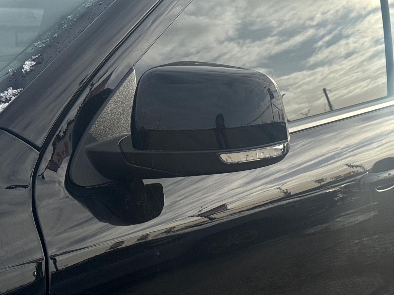 2022 Dodge Durango 6 PASS NAV LEATHER SUNROOF WE FINANCE ALL CREDIT! Photo