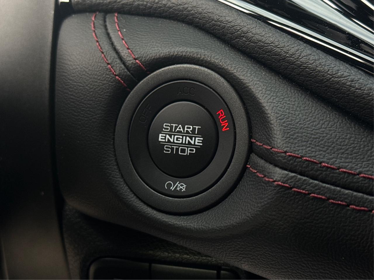 2022 Dodge Durango 6 PASS NAV LEATHER SUNROOF WE FINANCE ALL CREDIT! Photo