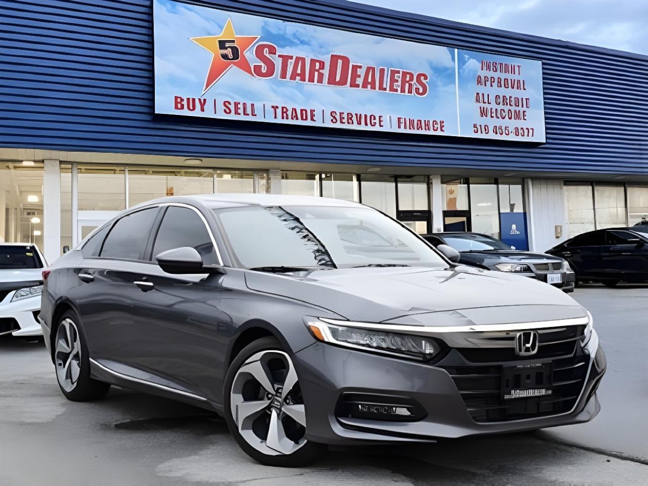 2018 Honda Accord Sedan Touring NAV LEATHER ROOF MINT WE FINANCE ALL CREDT Photo0