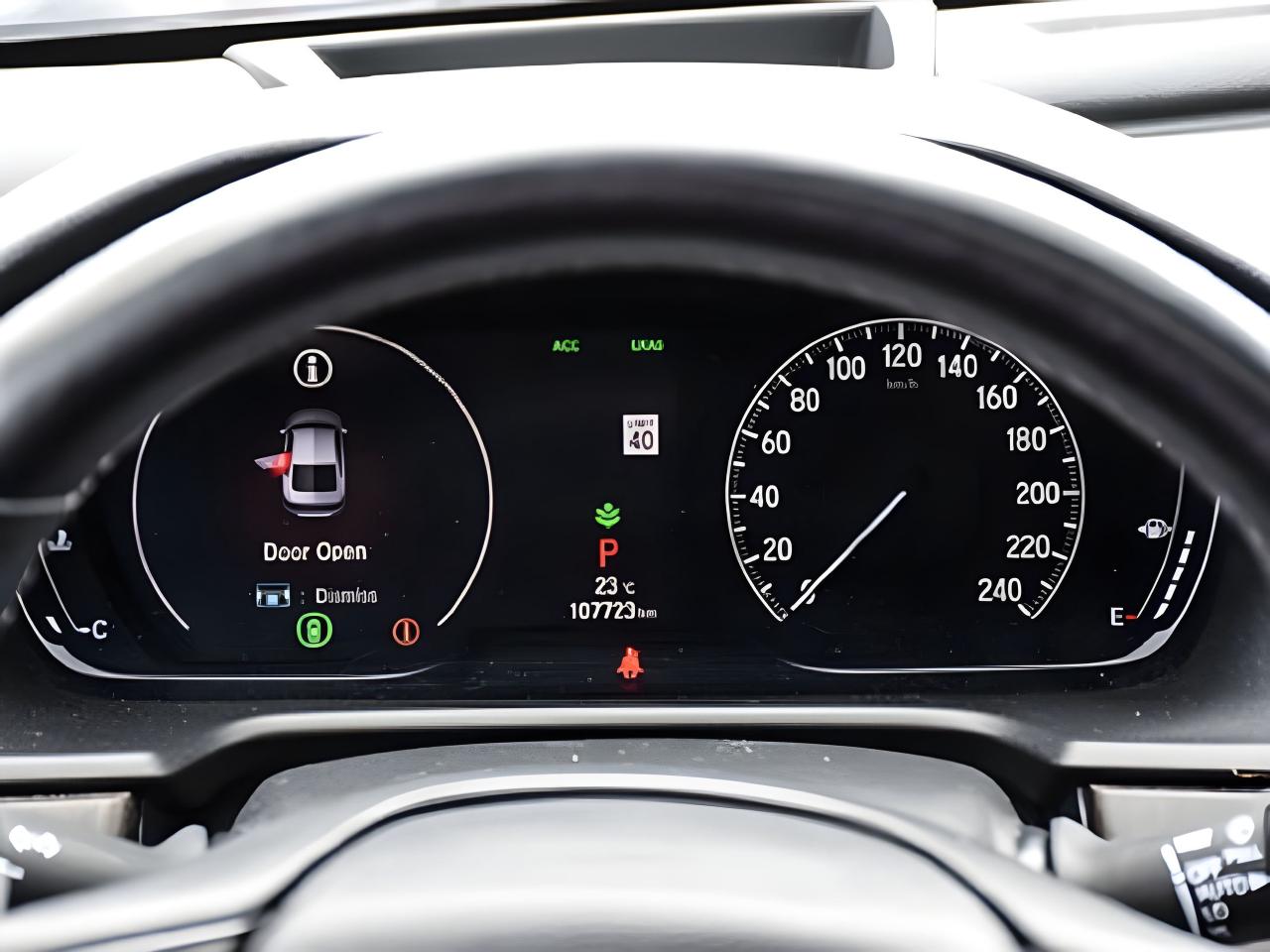 2018 Honda Accord Sedan Touring NAV LEATHER ROOF MINT WE FINANCE ALL CREDT Photo