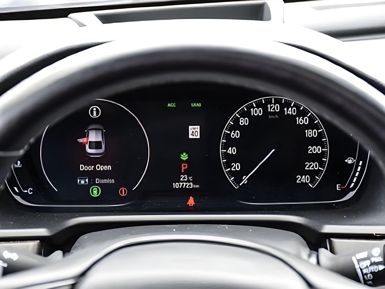 2018 Honda Accord Sedan Touring NAV LEATHER ROOF MINT WE FINANCE ALL CREDT Photo