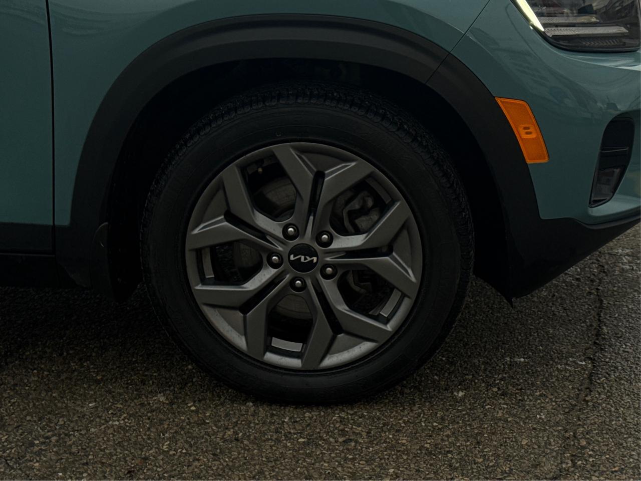 2024 Kia Seltos AWD SUNROOF HEATED SEATS! WE FINANCE ALL CREDIT Photo