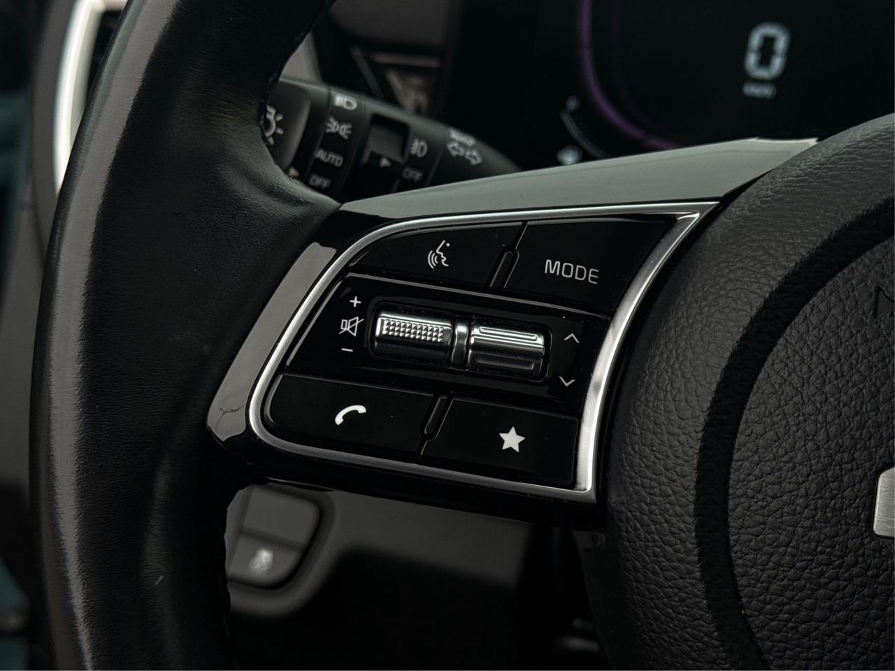 2024 Kia Seltos AWD SUNROOF HEATED SEATS! WE FINANCE ALL CREDIT Photo