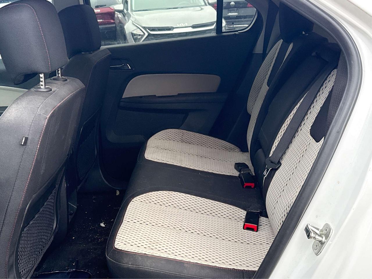 2015 Chevrolet Equinox LS Photo