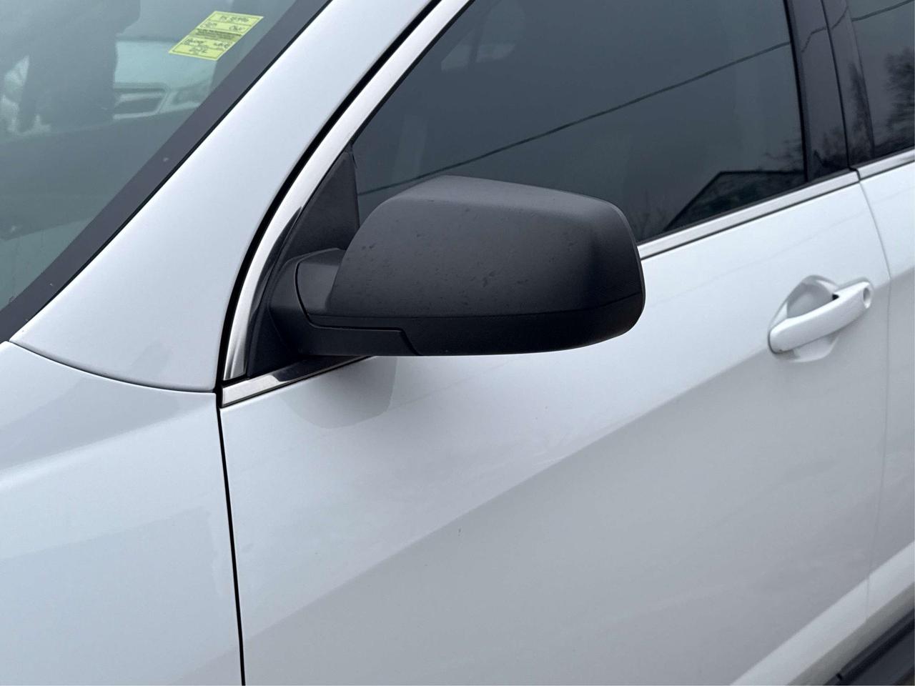 2015 Chevrolet Equinox LS Photo