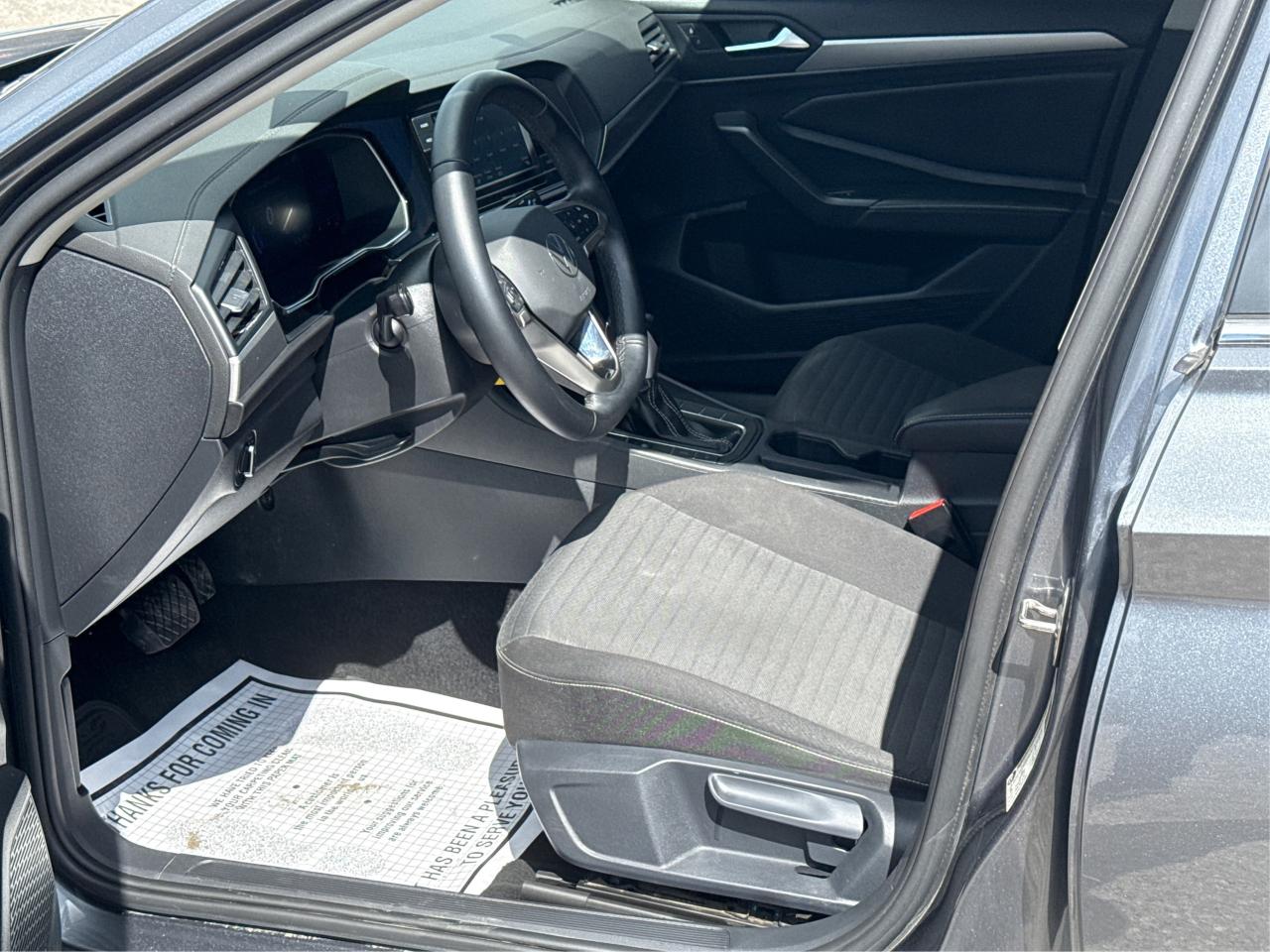 2022 Volkswagen Jetta Trendline HEATED SEATS MINT WE FINANCE ALL CREDIT! Photo