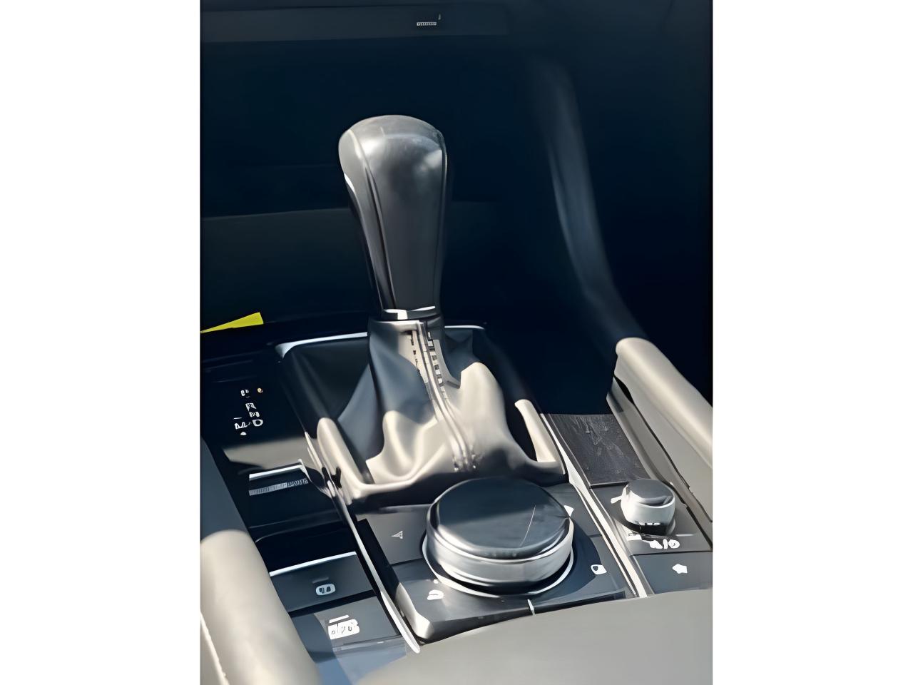 2020 Mazda Mazda3 Sport GT NAV LEATHER ROOF LOADED! WE FINANCE ALL CREDIT Photo