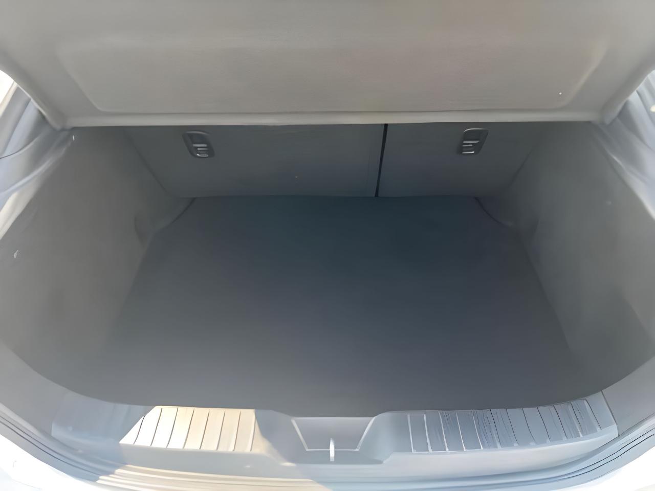 2020 Mazda Mazda3 Sport GT NAV LEATHER ROOF LOADED! WE FINANCE ALL CREDIT Photo