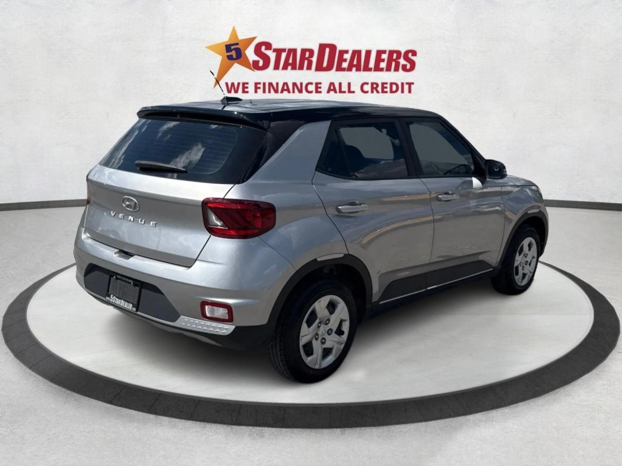 2023 Hyundai Venue Essential CRUISE HEATED SEATS WE FINANCE ALL CREDT Photo