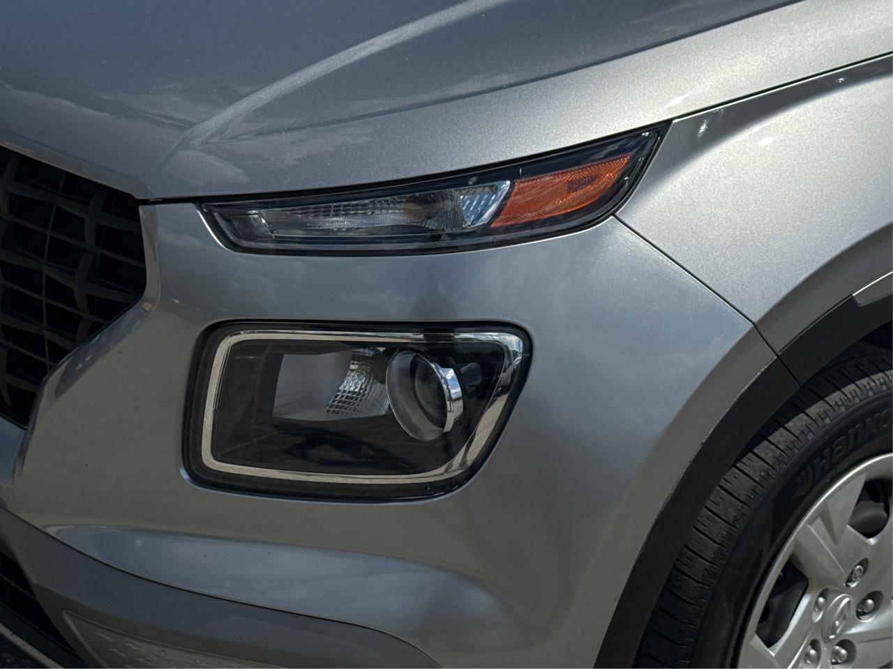 2023 Hyundai Venue Essential CRUISE HEATED SEATS WE FINANCE ALL CREDT Photo